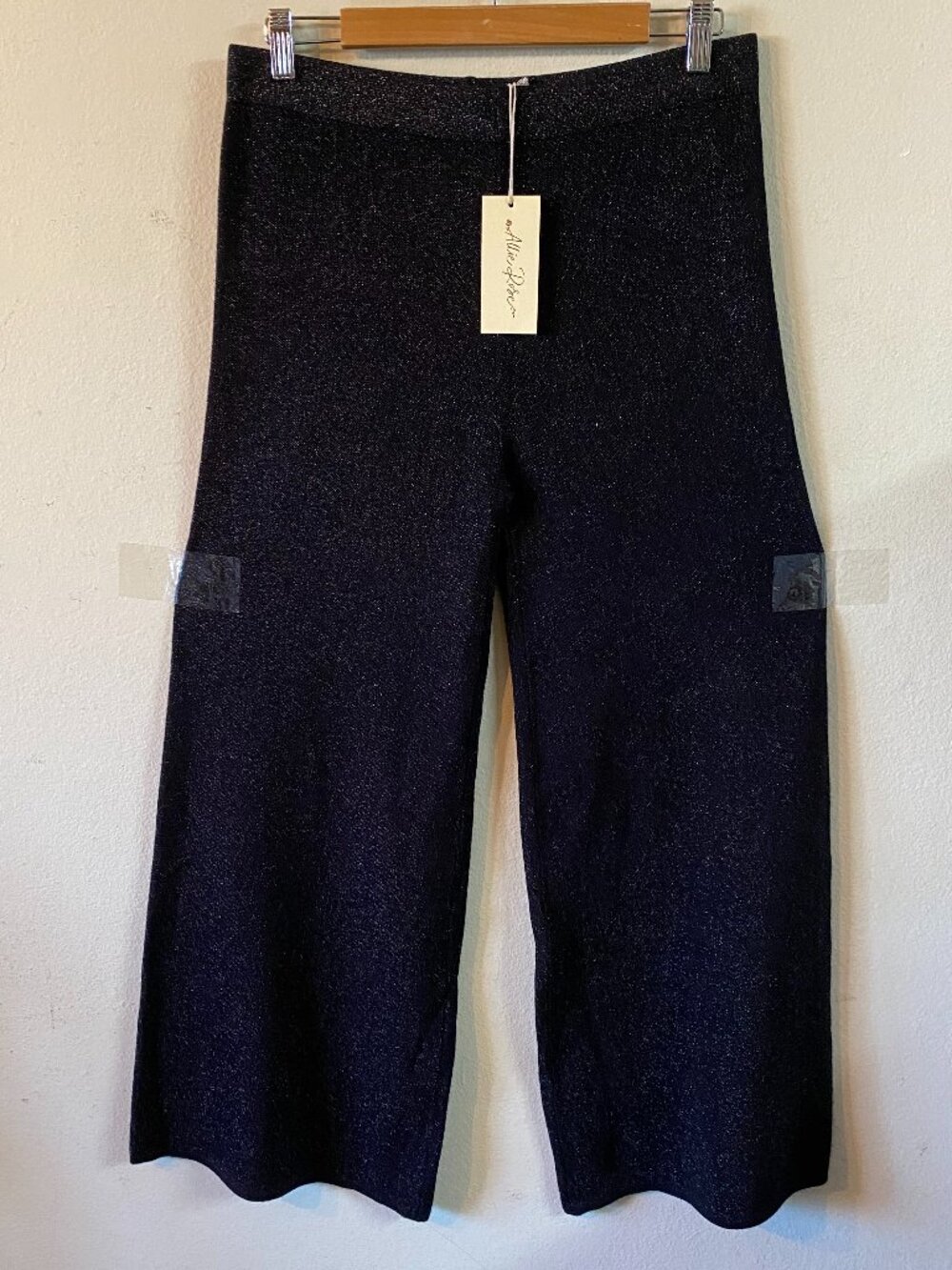 ALLIE ROSE LARGE(SIZE 31) BLACK METALLIC KNIT WIDE-LEG PANTS WITH ELASTIC WAIST
